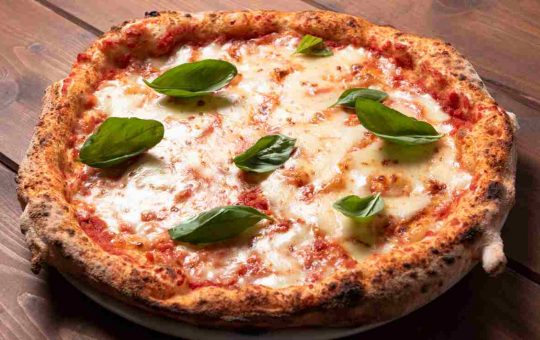 Pizza napoletana (Depositphotos) - solofinanza.it