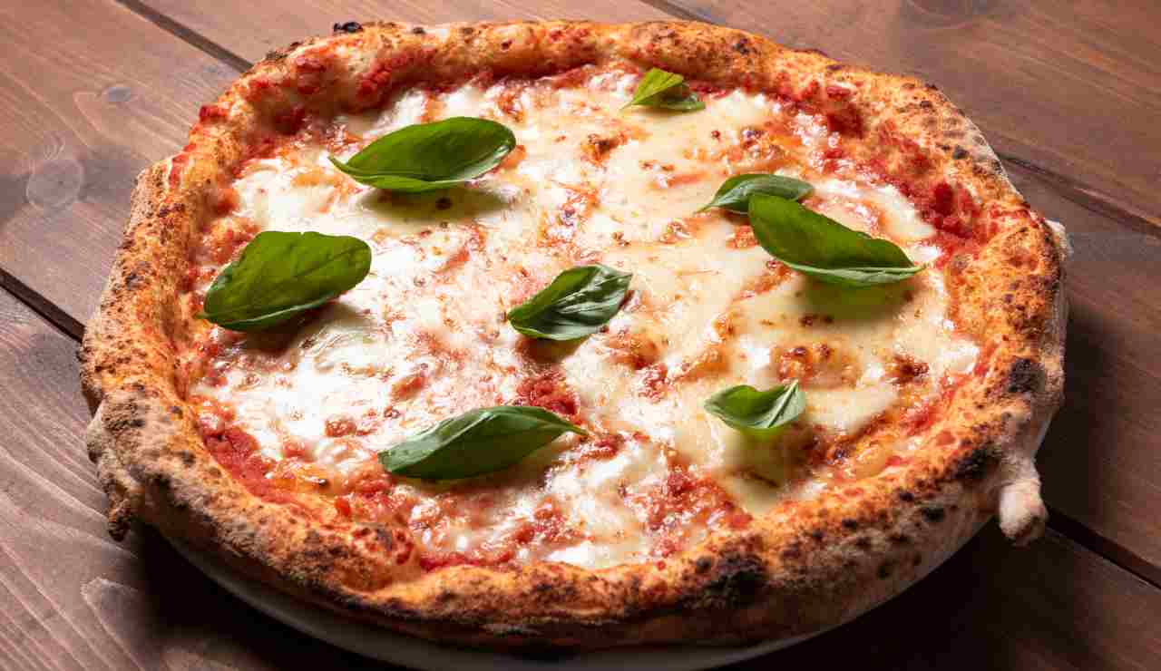 Pizza napoletana (Depositphotos) - solofinanza.it